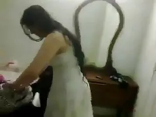 যৌন্য বাংলা দেশি চুদা চুদি ভিডিও উত্তেজক